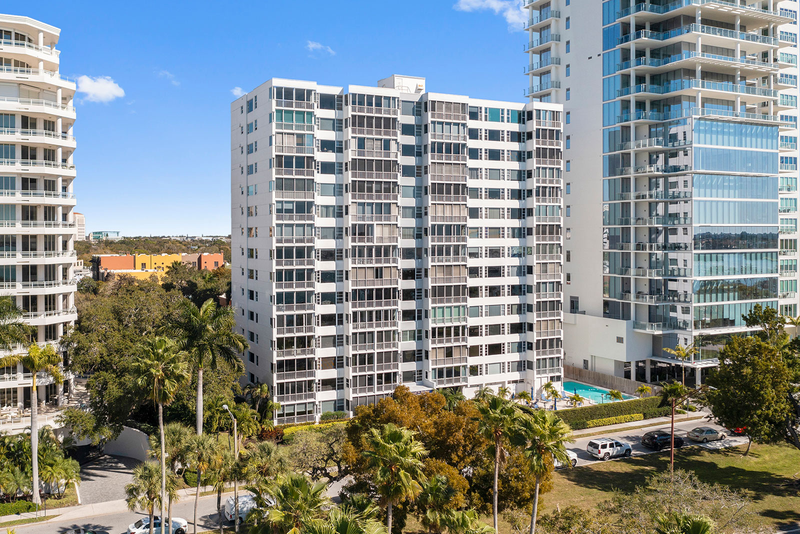 Royal St. Andrews – High End Condo Remodel