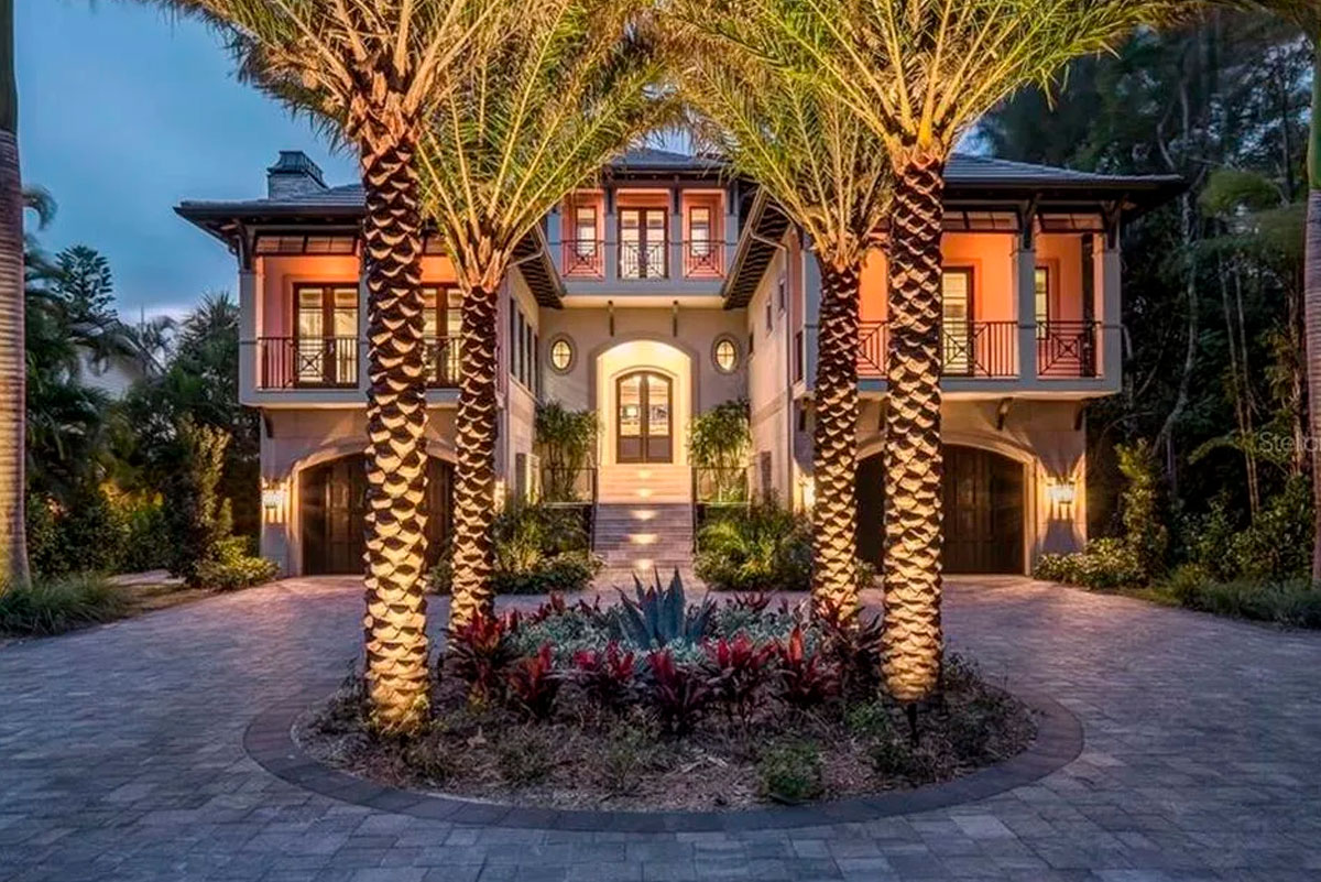 6021 Gulf of Mexico Dr. – High End Water Front Custom Home